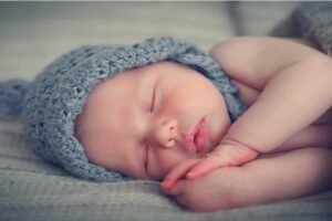 0-1 yaş çocuklarda uyku ve dinlenme